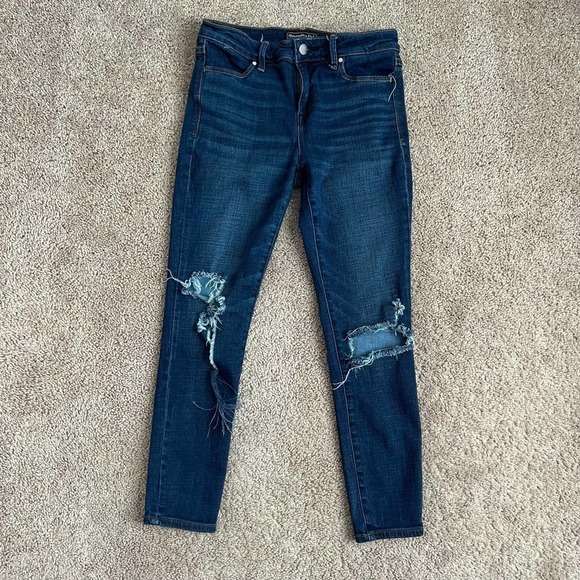 Abercrombie & Fitch Mid Rise Super Skinny Ankle Jeans Distressed Stretch 27P - Picture 1 of 8